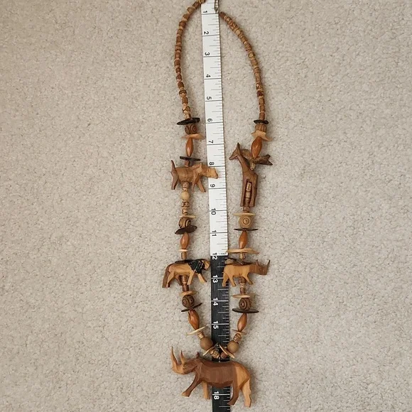 WOODEN ANIMAL Necklace Vintage - Picture 6 of 7